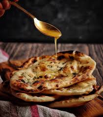 Garlic naan, bhatura and roti – Indian breads for dine-in